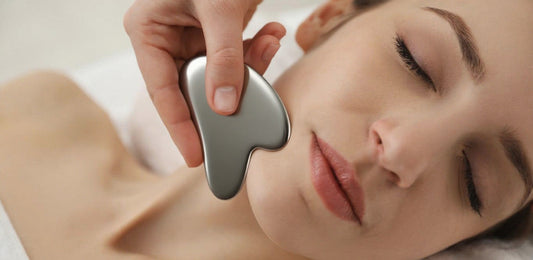 Gua sha for facial
